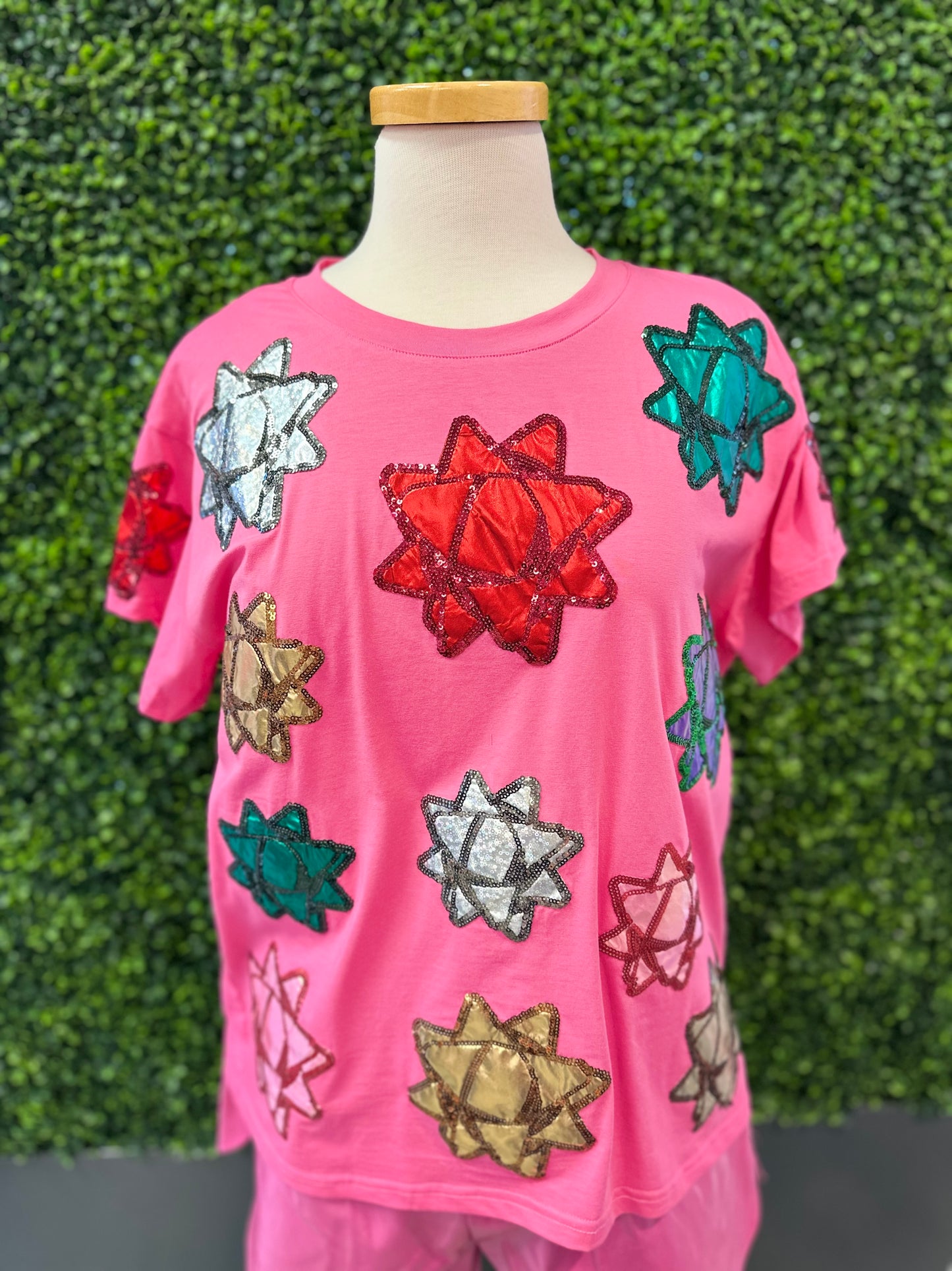 Queen of Sparkles Present Bow Metallic Tee - Eden Lifestyle