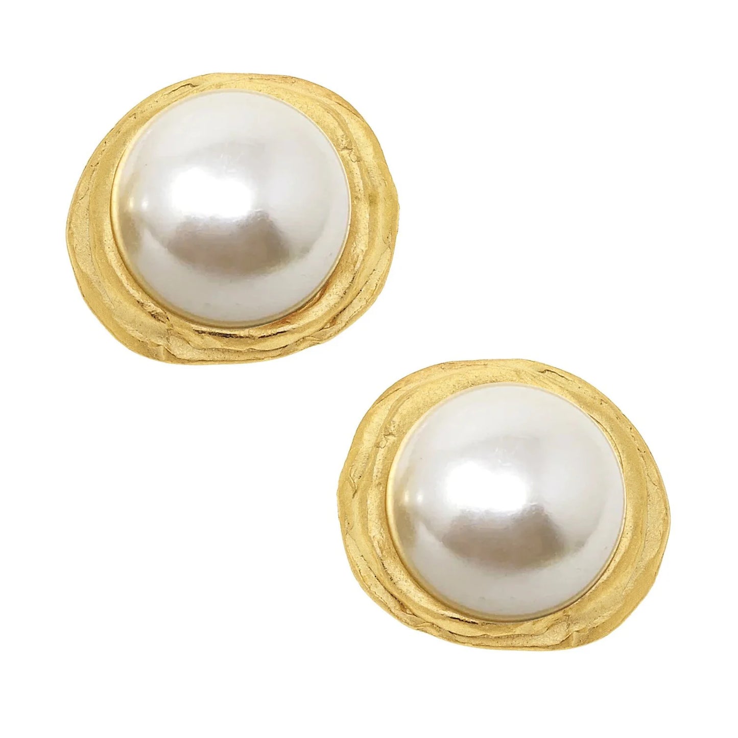 Classic Pearl Cab Studs - Eden Lifestyle