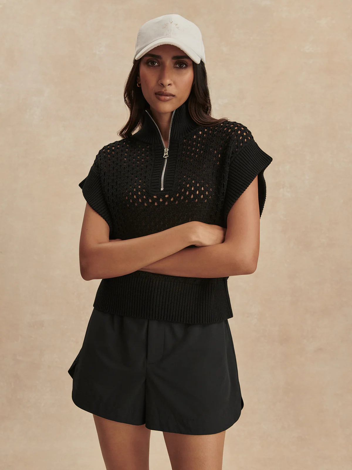 Gaines Half-Zip Knit Black - Eden Lifestyle