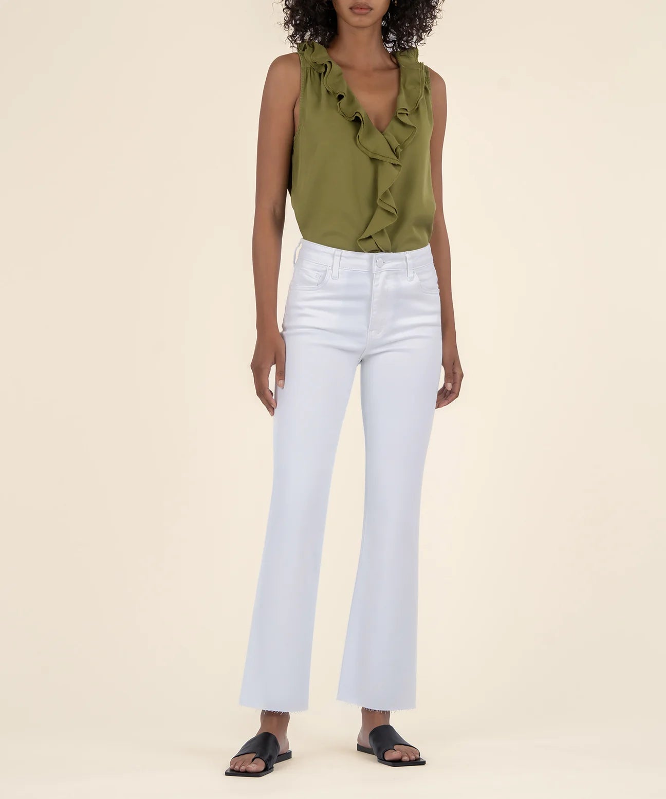 Genessa Top Light Olive - Eden Lifestyle