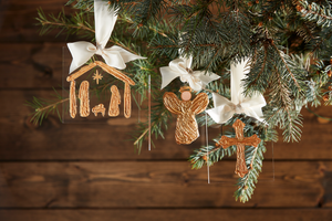 Gold Acrylic Ornament - Eden Lifestyle
