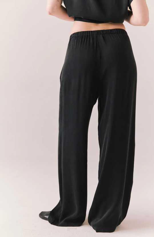 Lee Trouser – Wide-Leg Pant in True Black