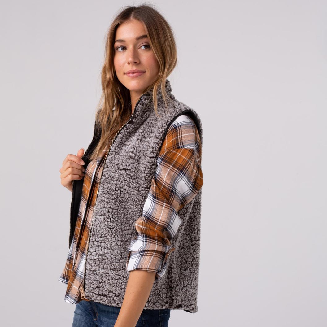 Thread & Supply, Women - Outerwear,  Park City Reversible Vest - Black