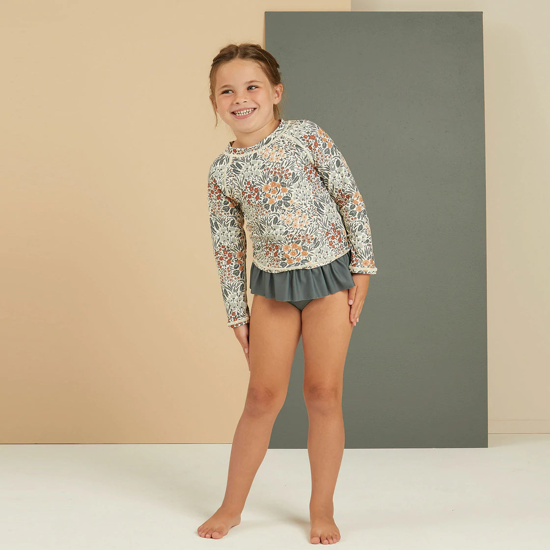 Rylee & Cru Rashguard Girls Set in Flower Field - Eden Lifestyle