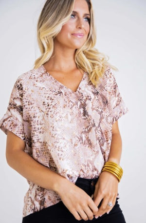 Karlie, Women - Shirts & Tops,  Snake Vneck Signature Top