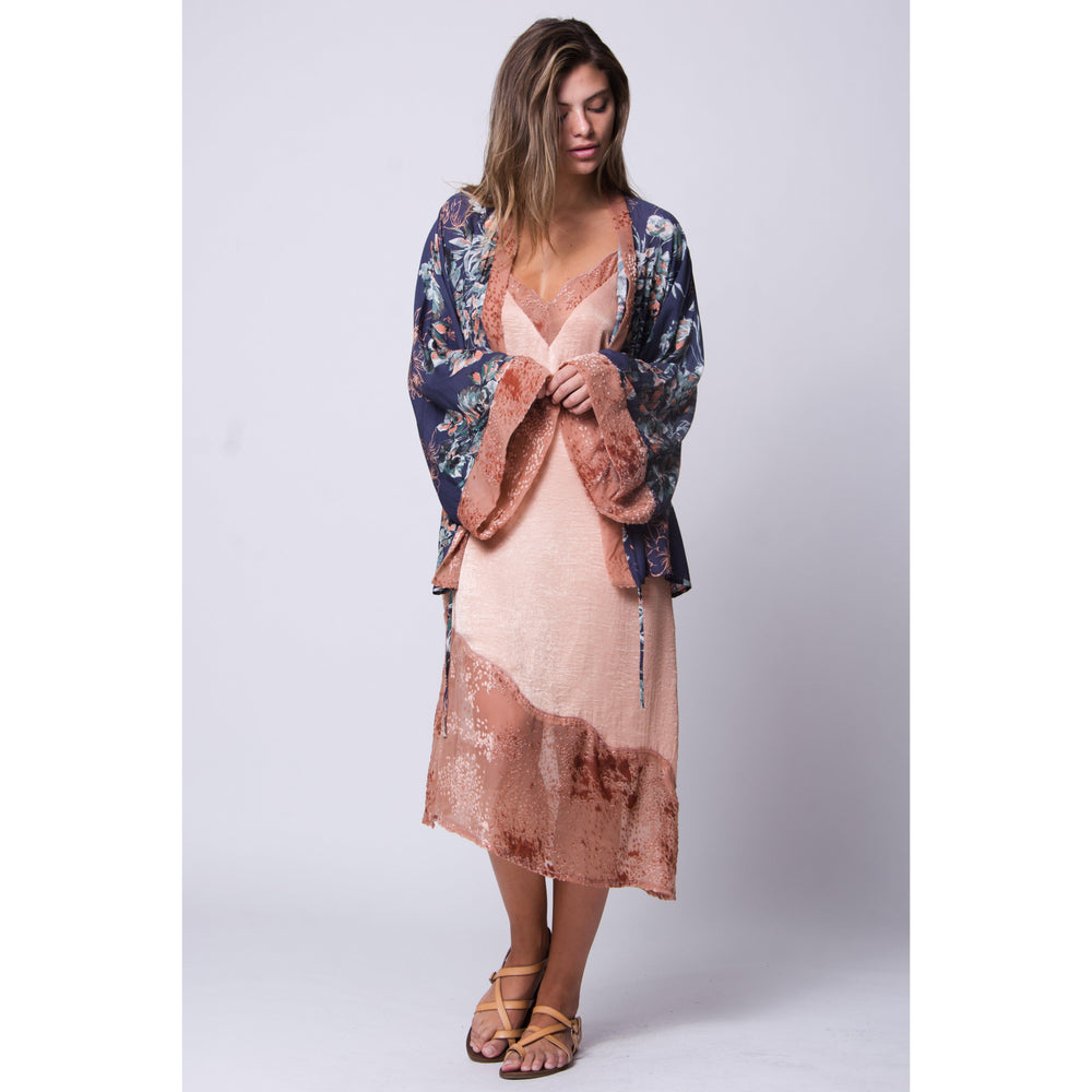 Wanderlux, Women - Shirts & Tops,  Plumas Kimono