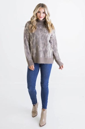 Karlie, Women - Shirts & Tops,  Leopard Turtleneck Sweater